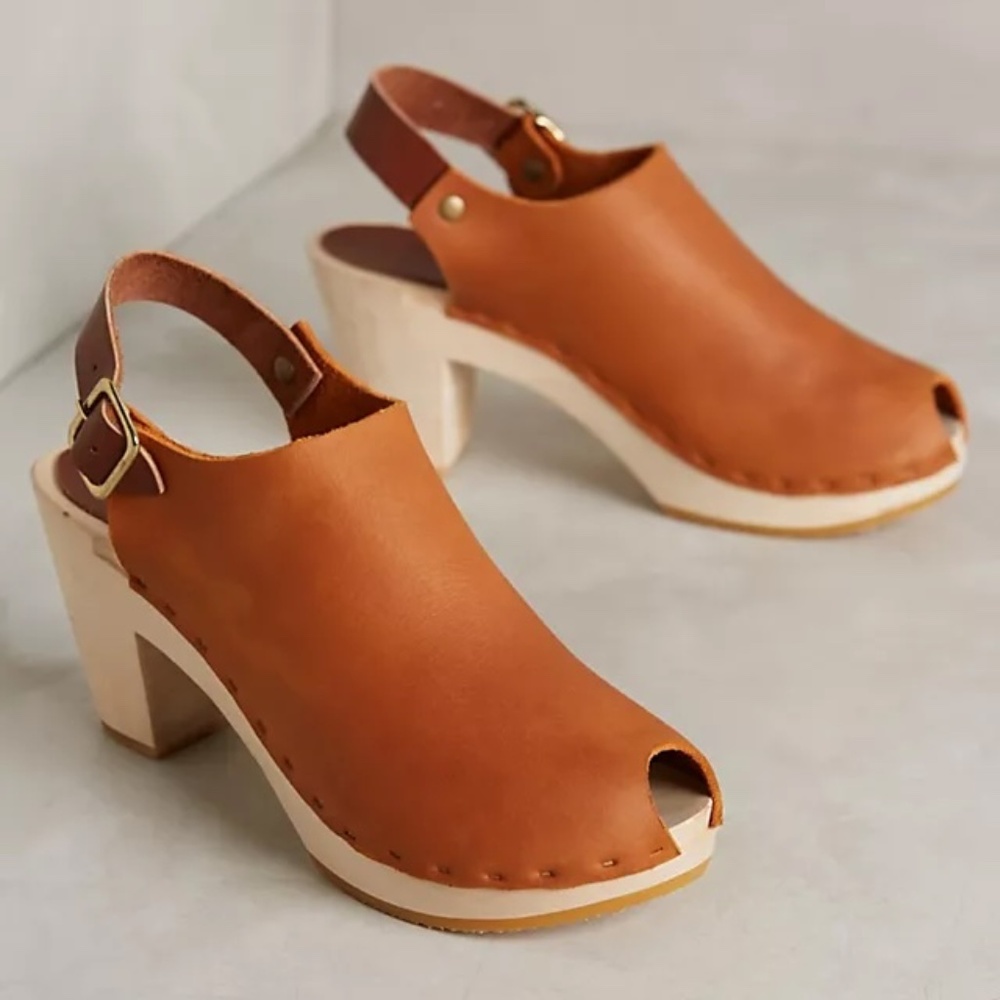 • Bryr • Suzie Peep Toe Clog in Cognac